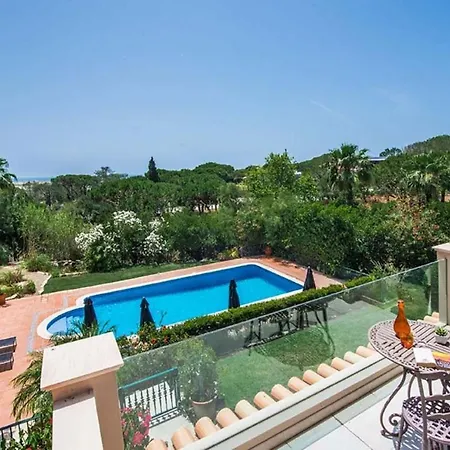 Sleeps 10 Pool Air Con T479956