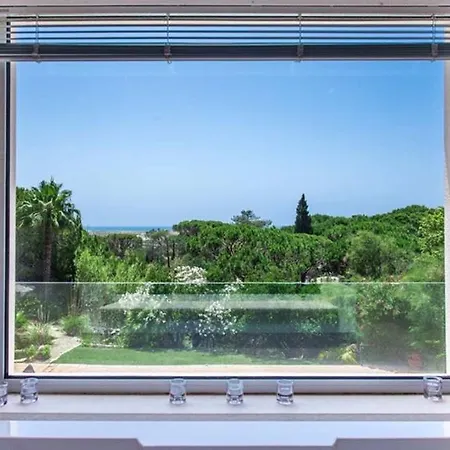 Sleeps 10 Pool Air Con T479956 فيلة