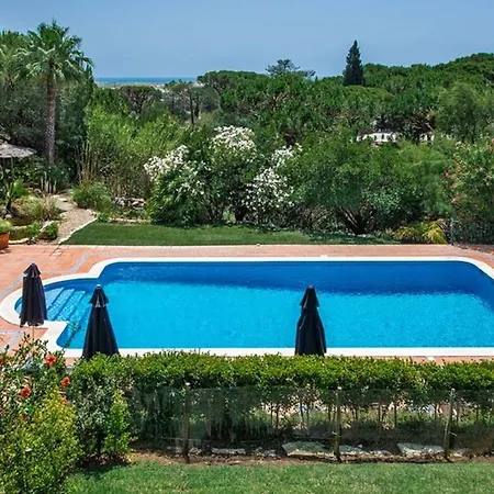 Sleeps 10 Pool Air Con T479956 *