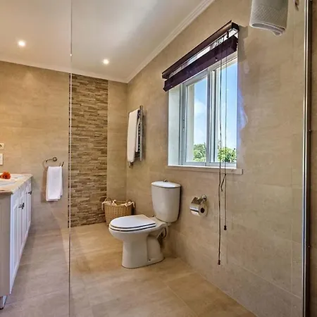 Sleeps 10 Pool Air Con T479956 فيلة كينتا دو لاغو